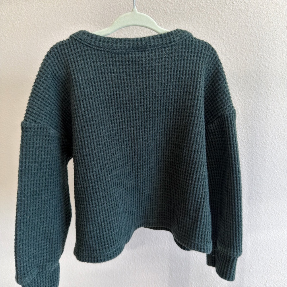 Old Navy Girls Green Waffle Knit Henley Sweater XS 5 Cozy Fall - Picture 4 of 5